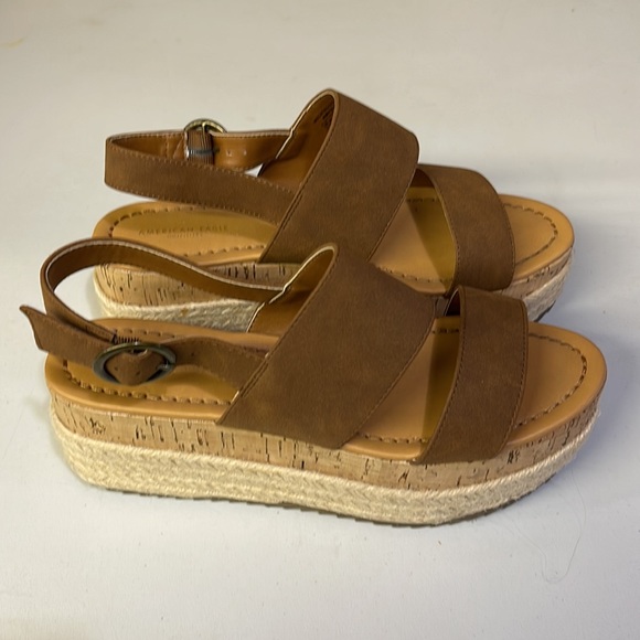 American Eagle Size 7 Shoes - Picture 2 of 3